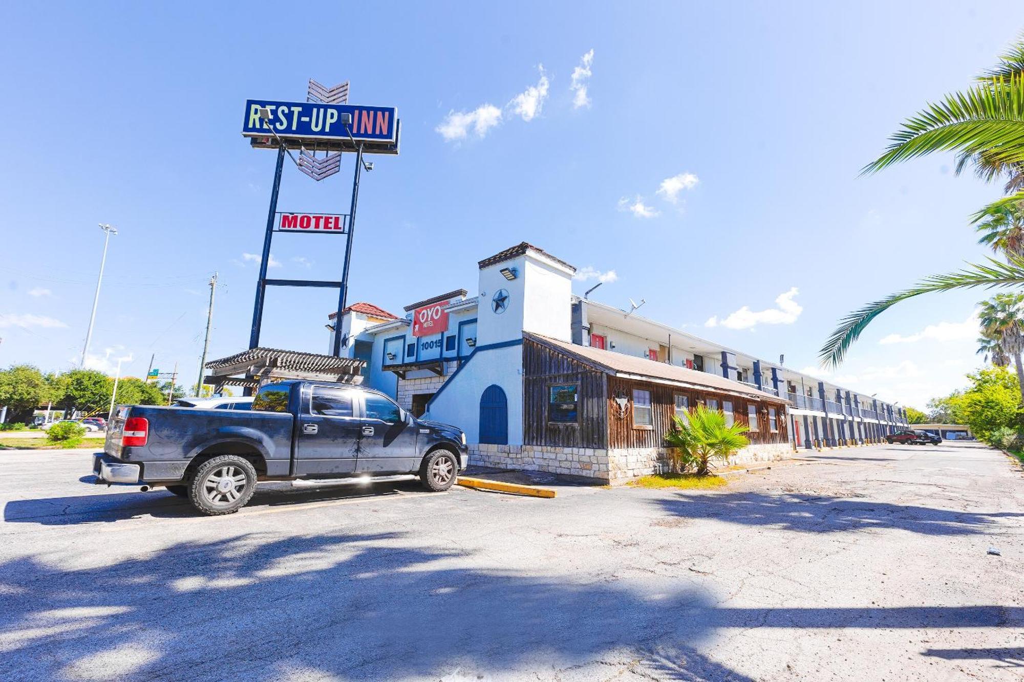 Rest Up Inn Houston Exterior foto