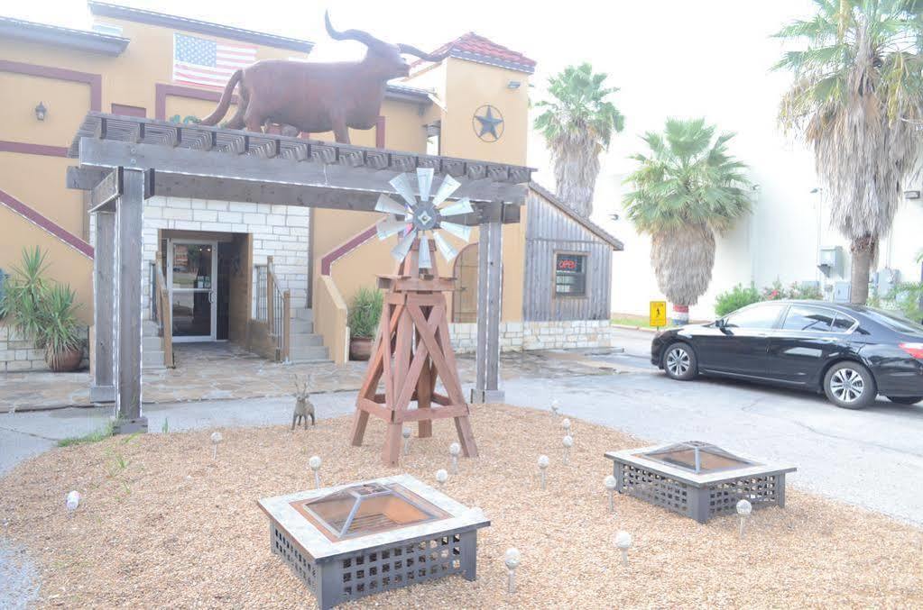Rest Up Inn Houston Exterior foto